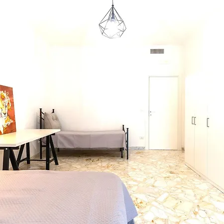 Apartment Andrea Da Bari