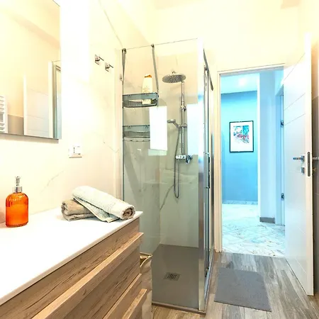 Apartment Andrea Da Bari
